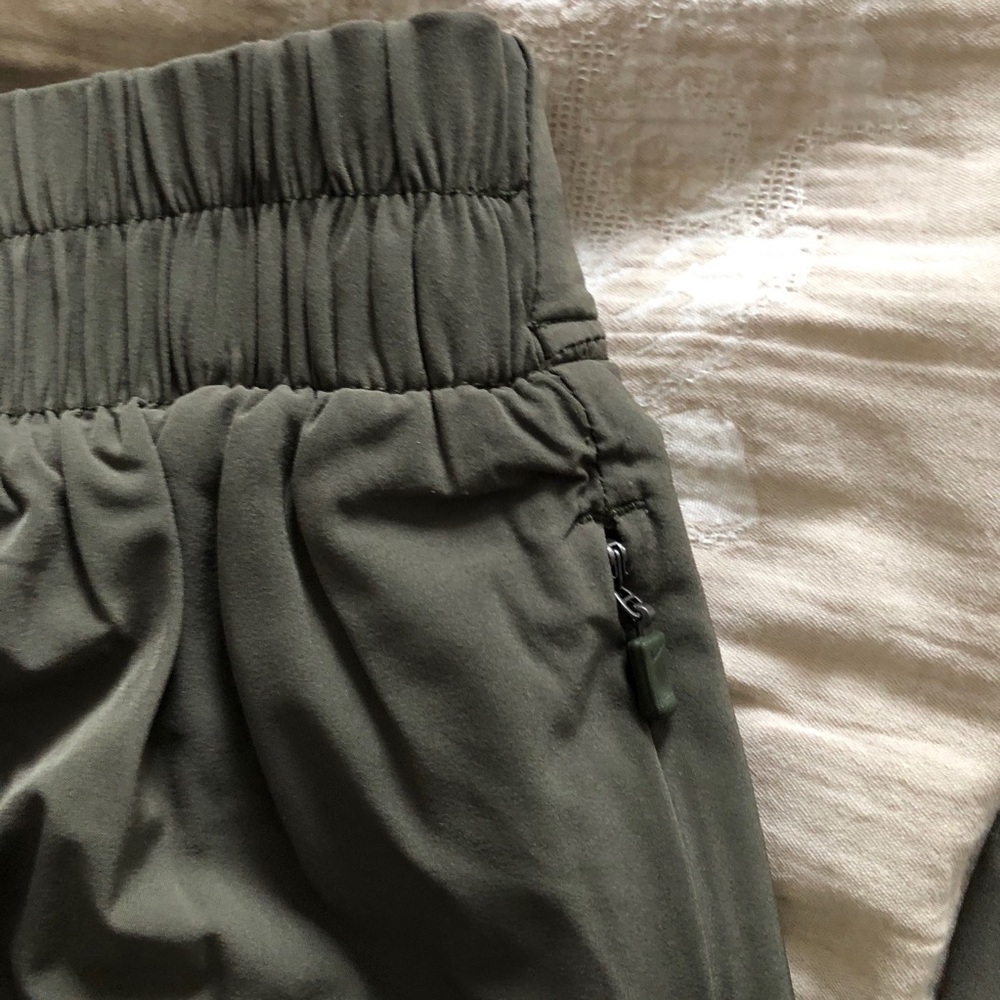 Nike dryfit olive joggers - Picture 6 of 11